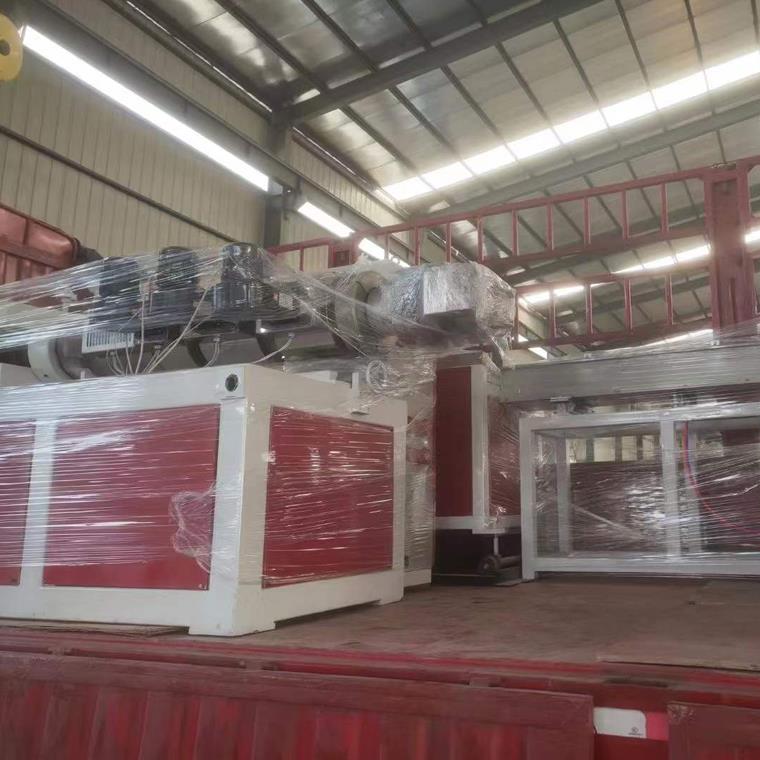 使用PE管材生產(chǎn)線應(yīng)注意什么？