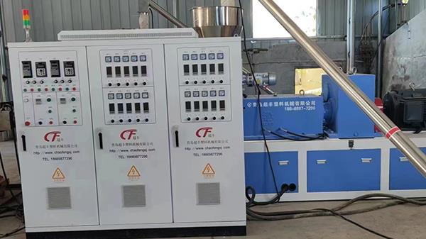 pvc波浪瓦生產(chǎn)設(shè)備